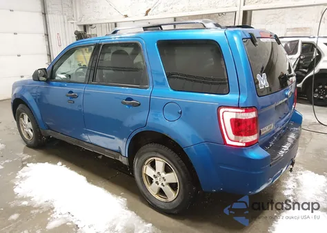2011 Ford Escape Xlt from USA, damaged, VIN 1FMCU9DG2BKA06804